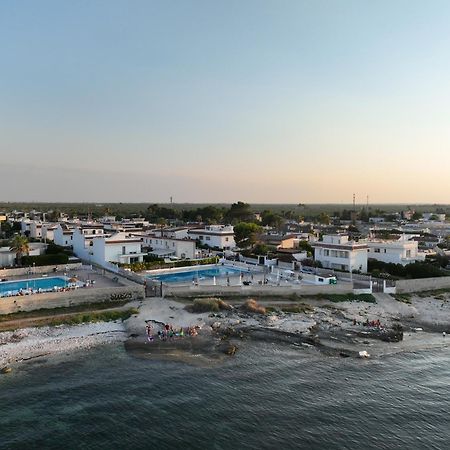 Luca'S House Bed & Breakfast Giovinazzo Bagian luar foto