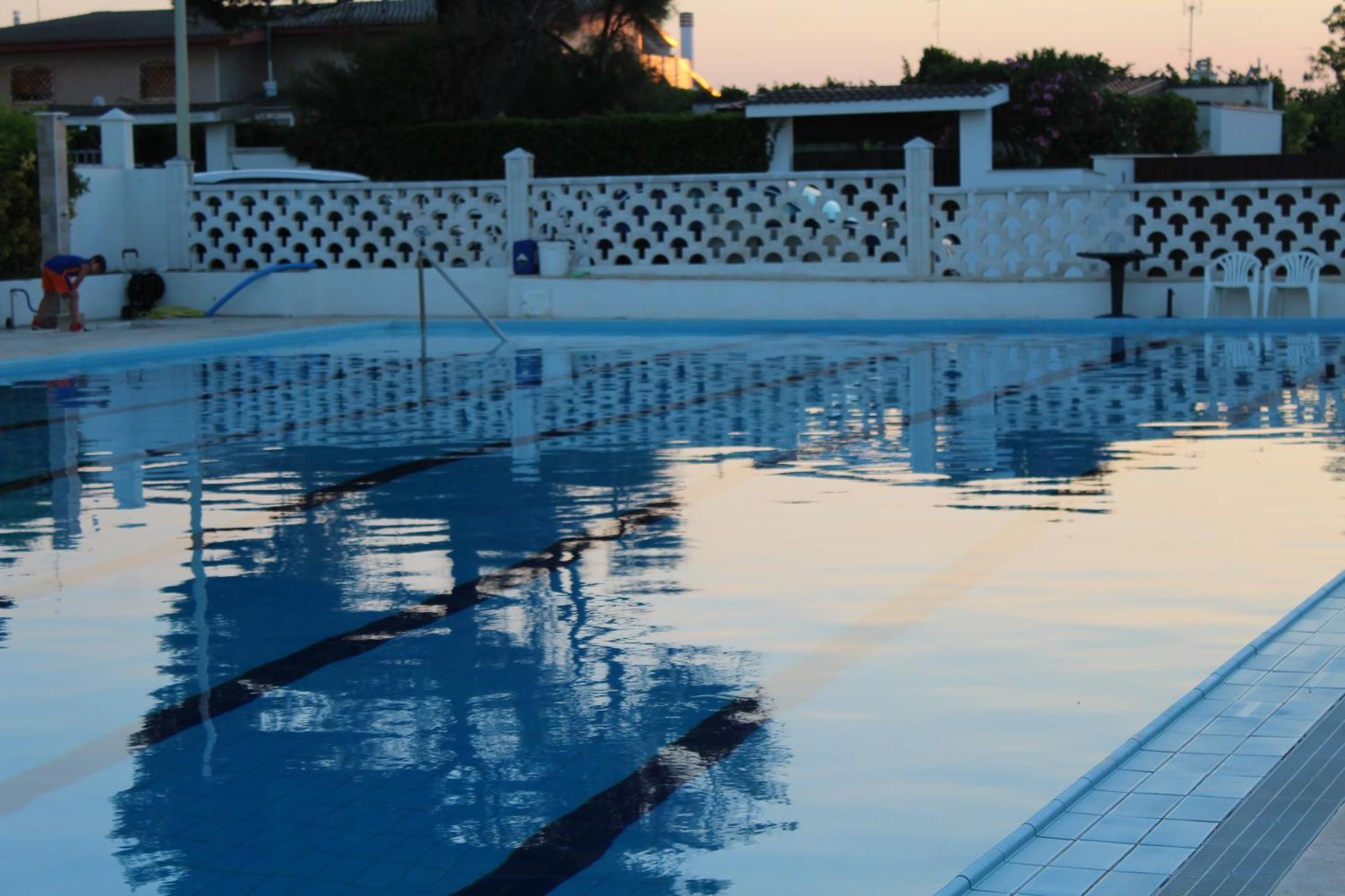 Luca'S House Bed & Breakfast Giovinazzo Bagian luar foto