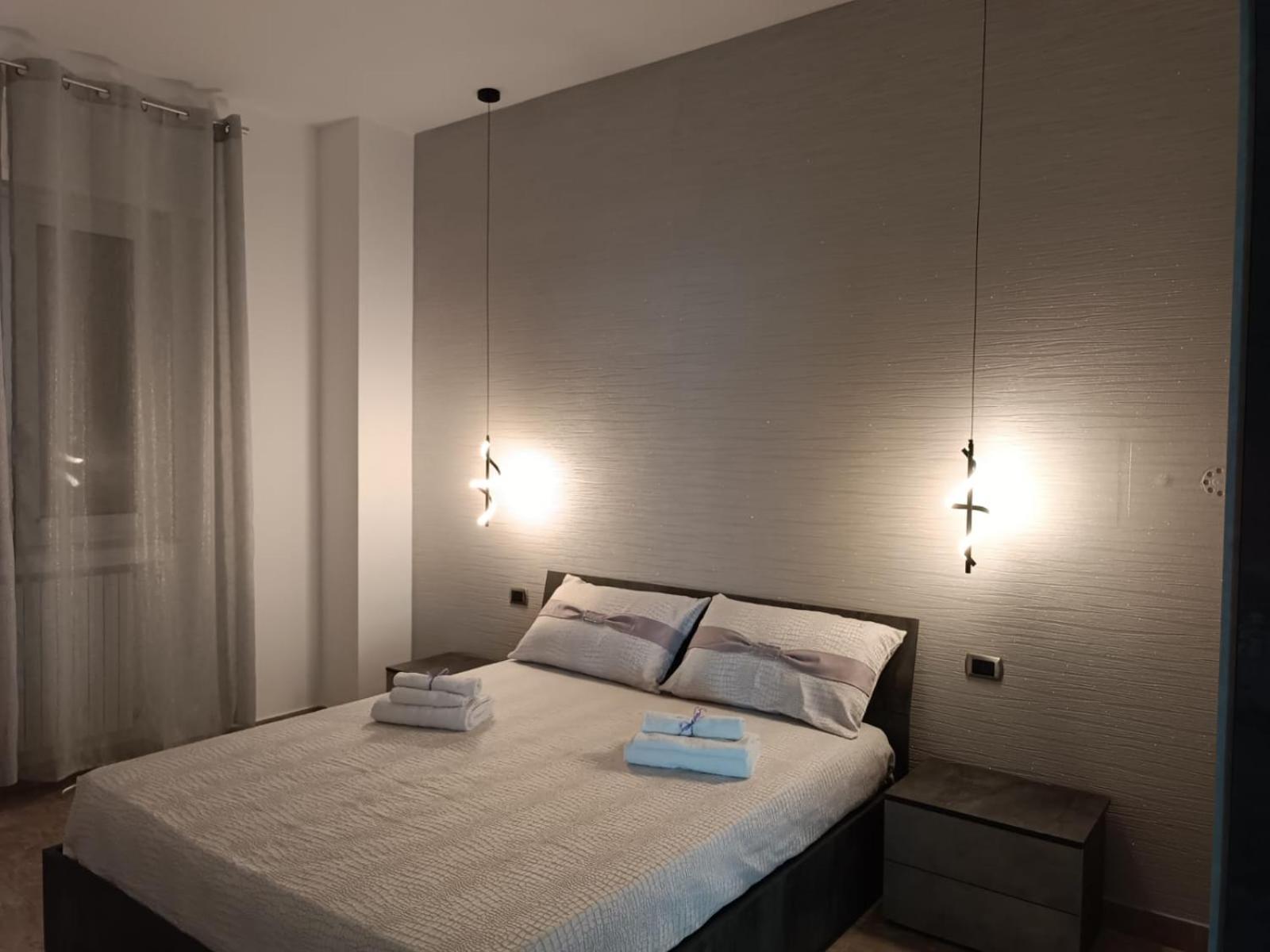 Luca'S House Bed & Breakfast Giovinazzo Bagian luar foto