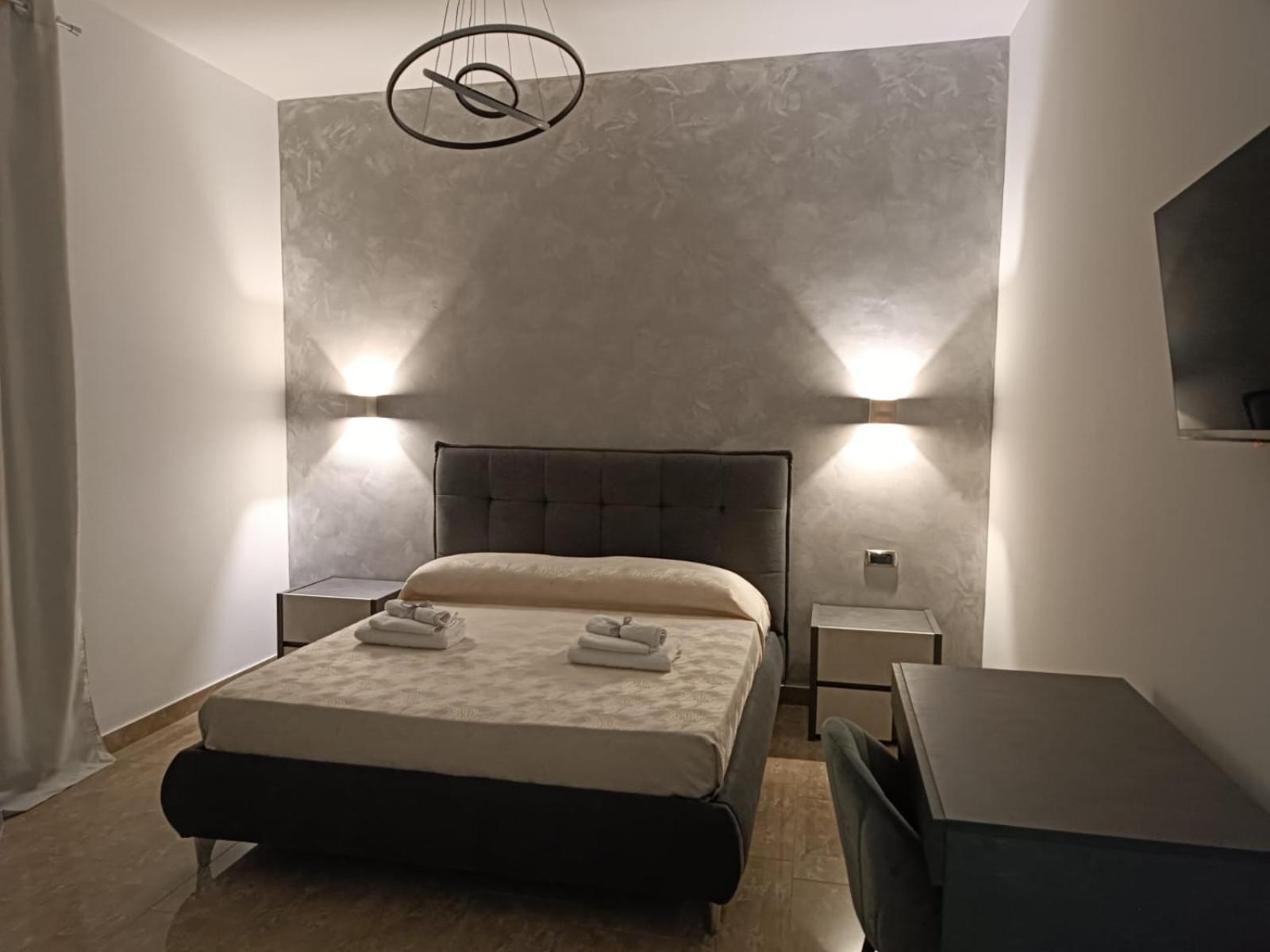 Luca'S House Bed & Breakfast Giovinazzo Bagian luar foto
