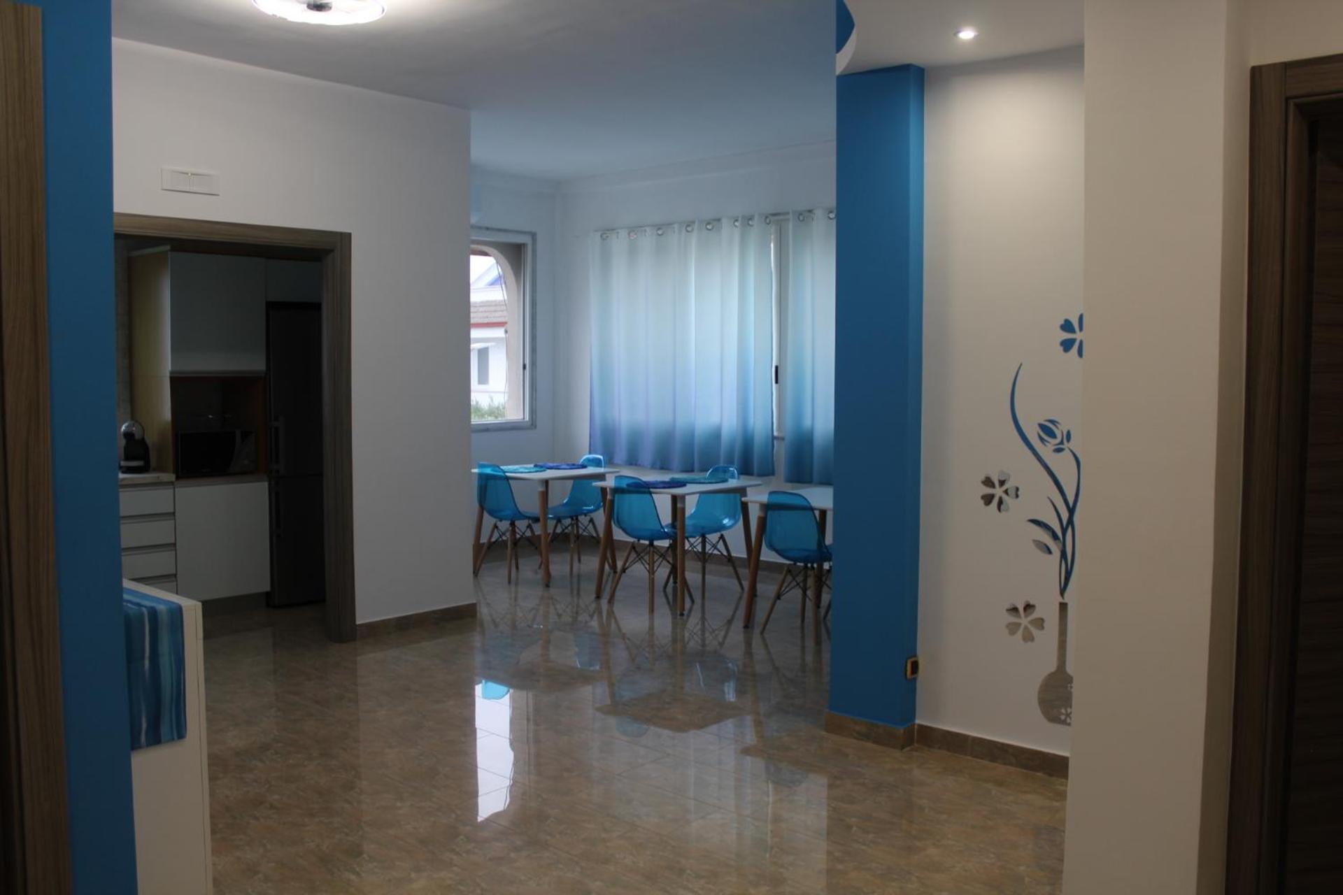 Luca'S House Bed & Breakfast Giovinazzo Bagian luar foto